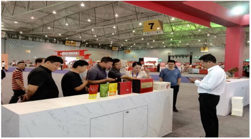 師旗調(diào)研杭錦后旗政務(wù)工作，推動經(jīng)濟(jì)社會發(fā)展新舉措