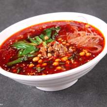 師旗飄揚，傳承與使命的象征